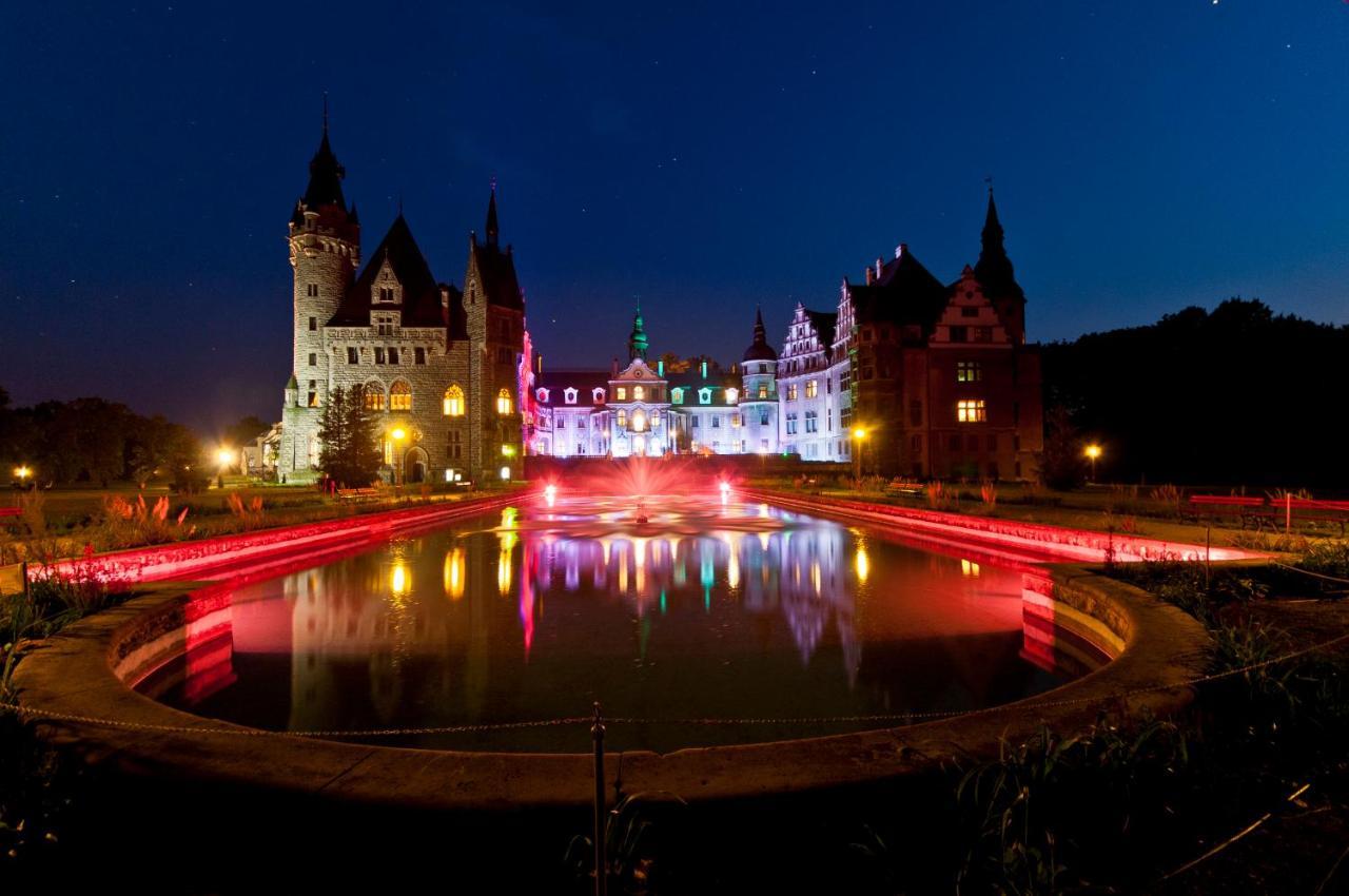 Moszna Zamek Hotel Exterior foto