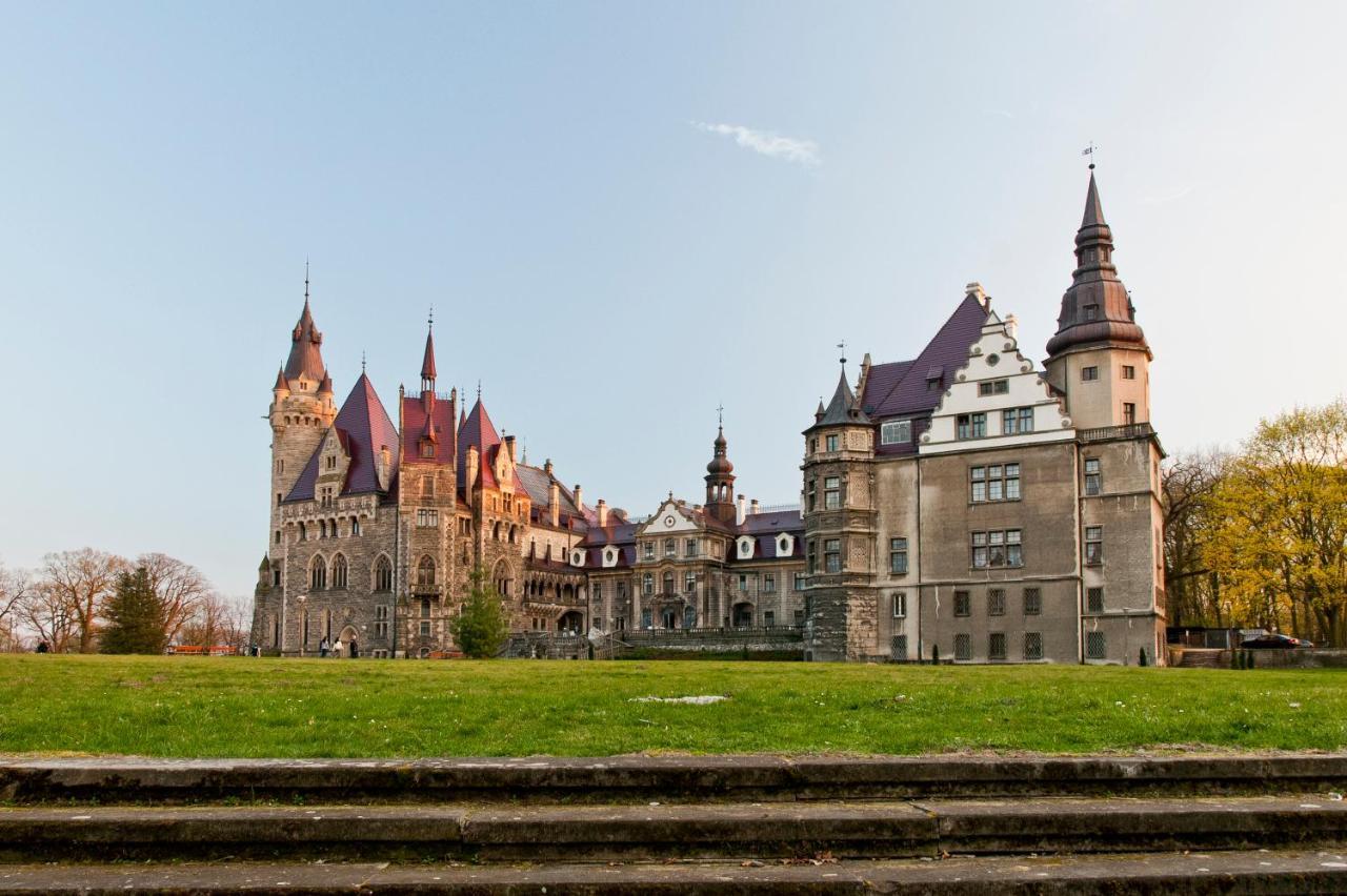 Moszna Zamek Hotel Exterior foto